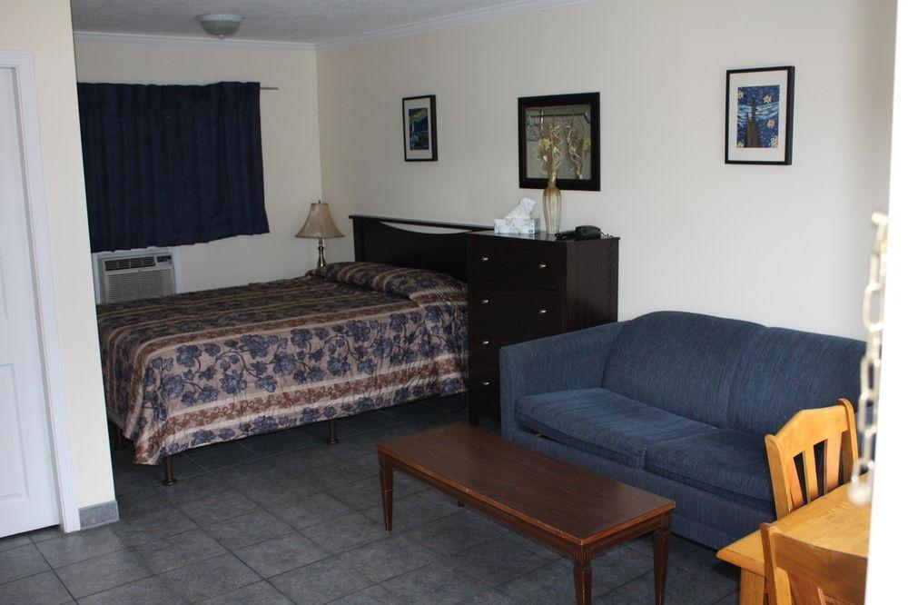 Sunny Beach Motel Penticton Kültér fotó