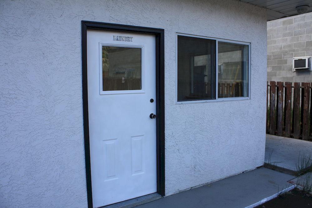 Sunny Beach Motel Penticton Kültér fotó